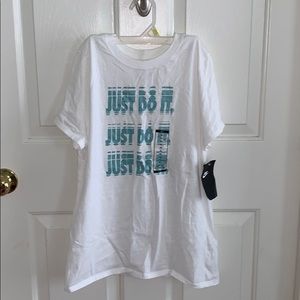 Youth Nike T-shirt!
